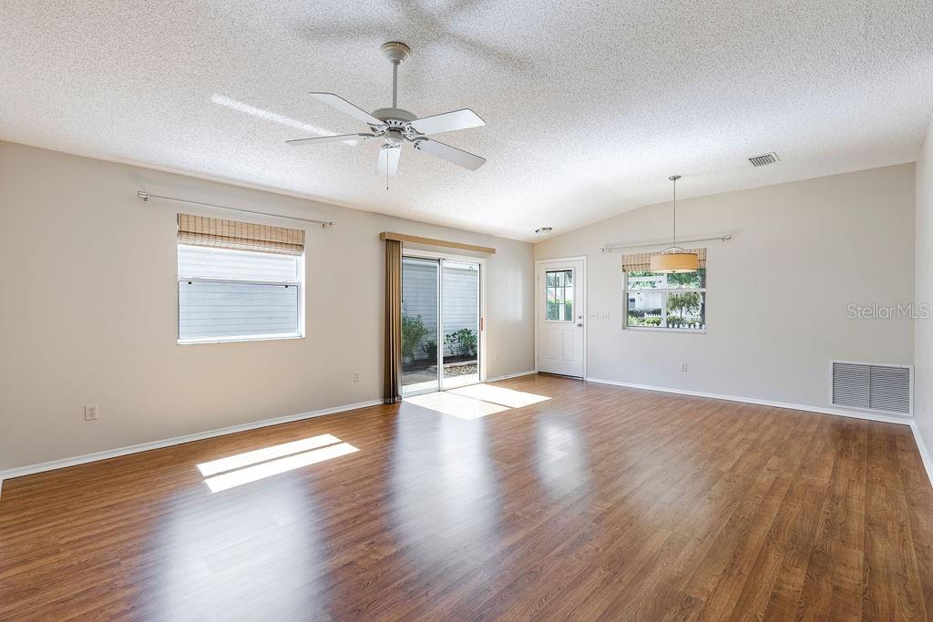 1667 OSPREY AVE, THE VILLAGES, FL, 32162