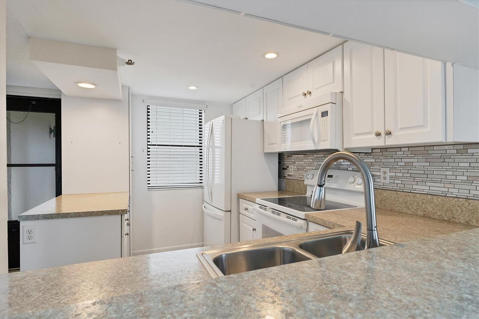 1701 BEACH RD #208, ENGLEWOOD, FL, 34223