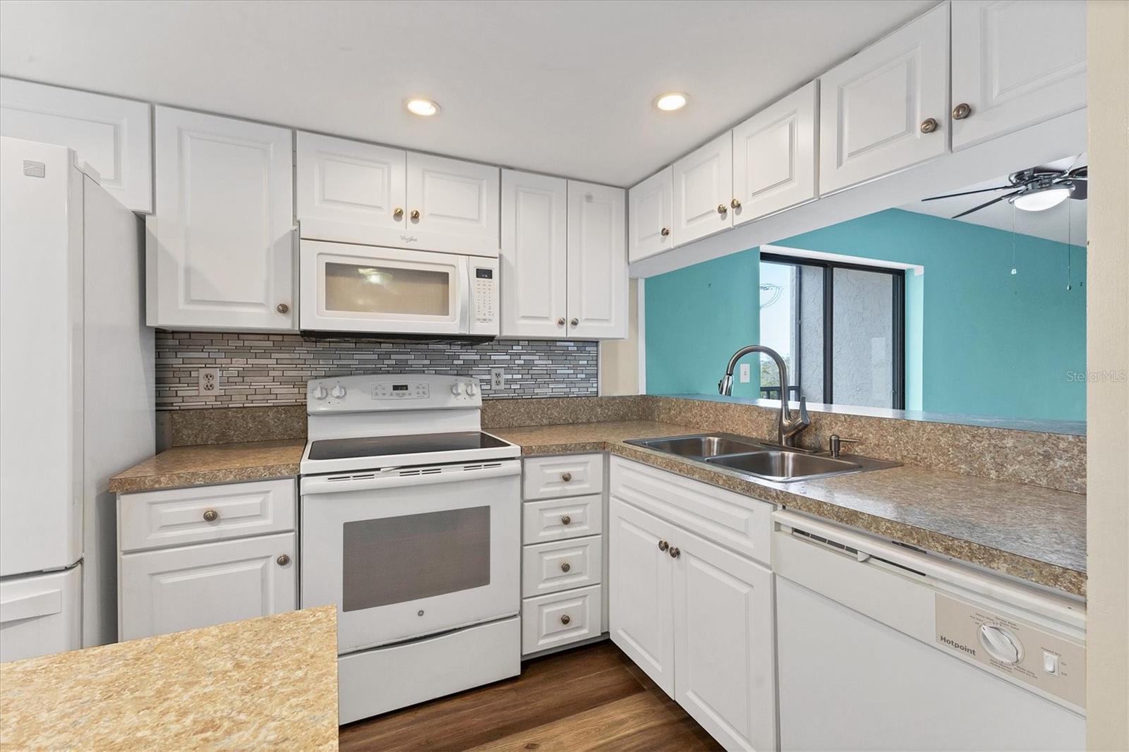 1701 BEACH RD #208, ENGLEWOOD, FL, 34223