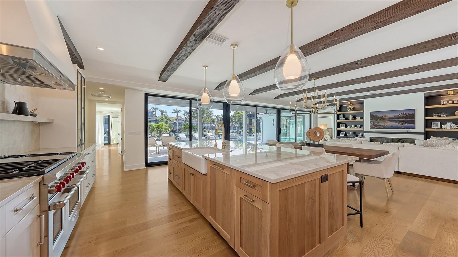 A4647753 Property Photo