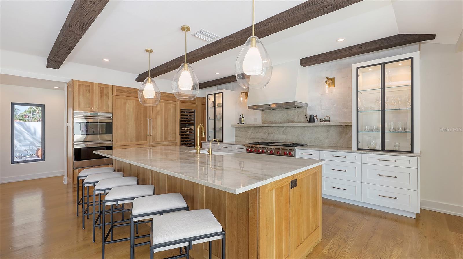 A4647753 Property Photo