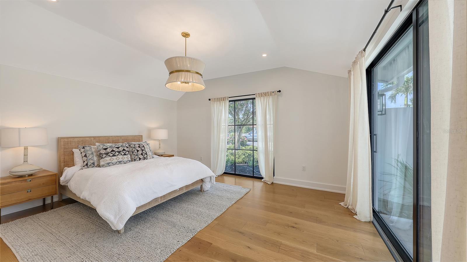 A4647753 Property Photo