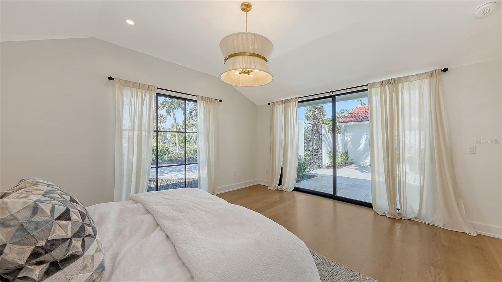 A4647753 Property Photo