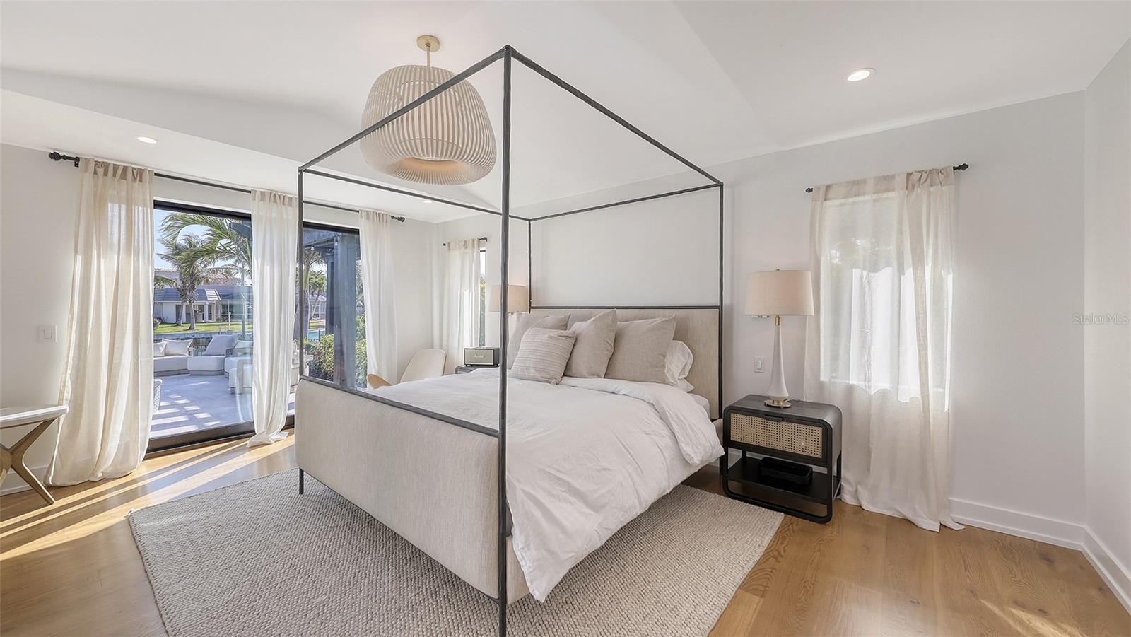 A4647753 Property Photo