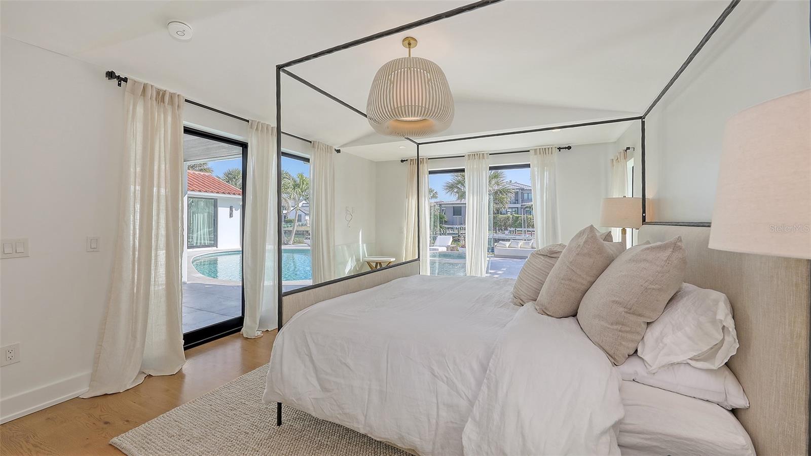 A4647753 Property Photo