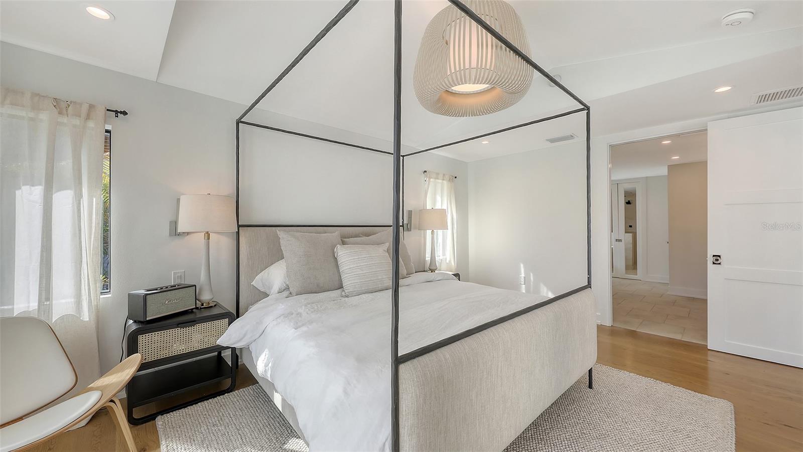 A4647753 Property Photo