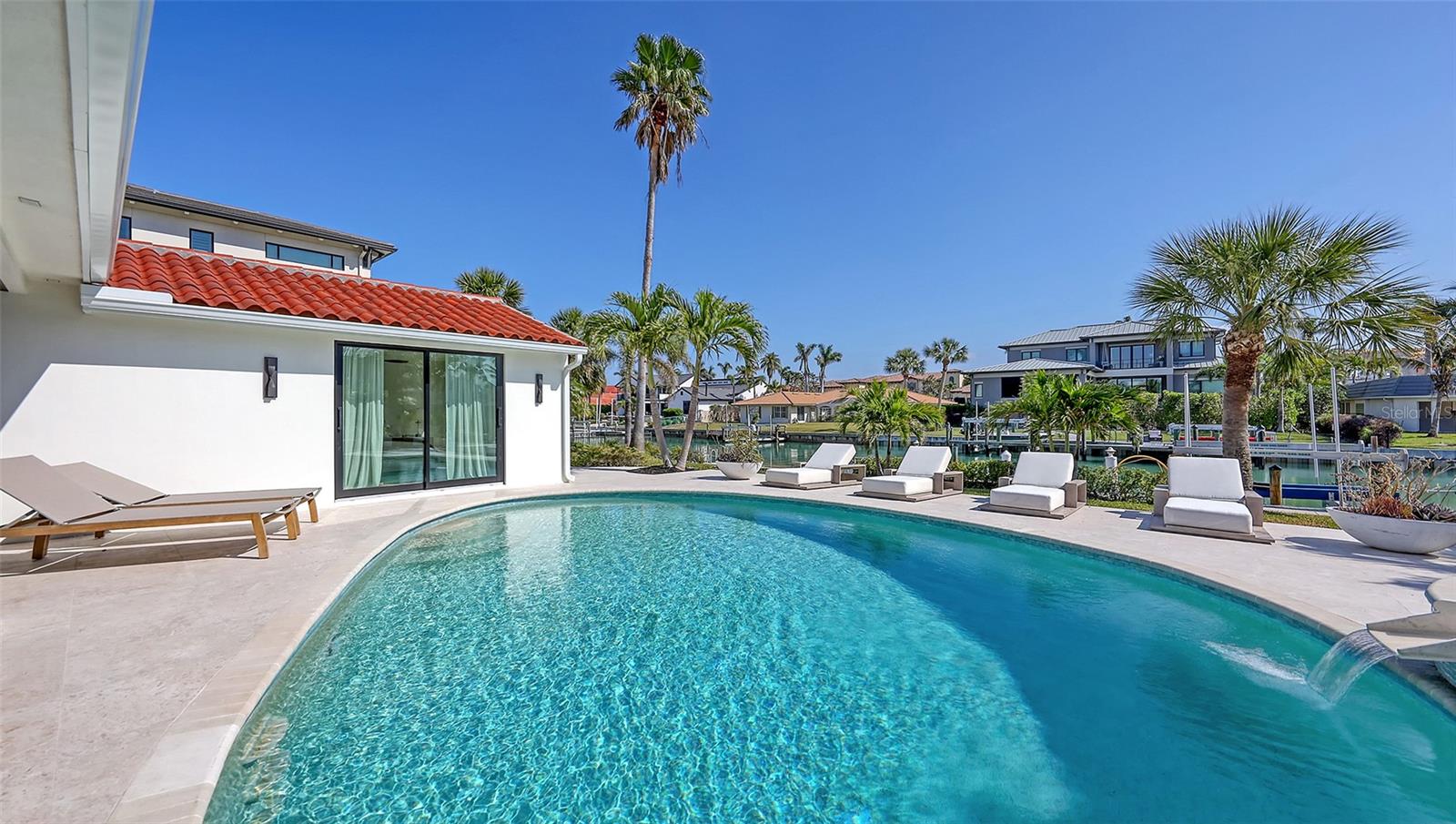 A4647753 Property Photo