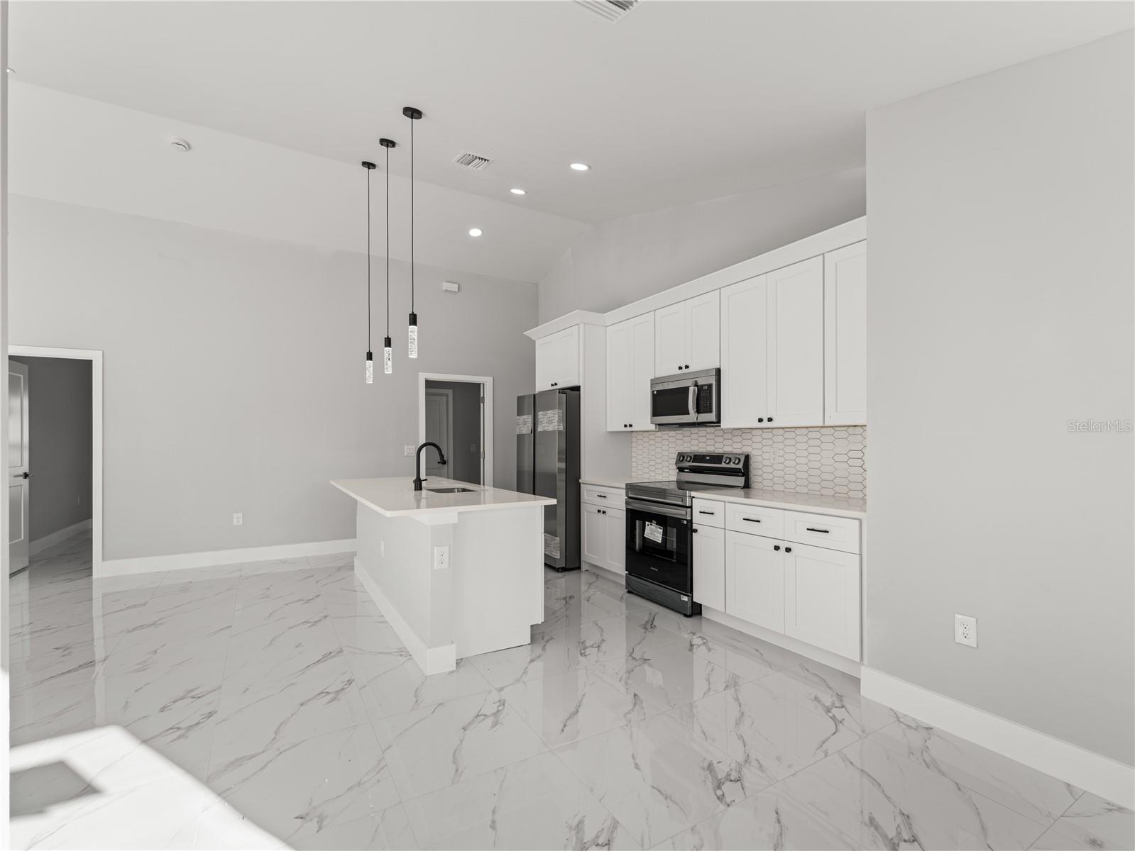 1242 NW 22ND AVE, CAPE CORAL, FL, 33993