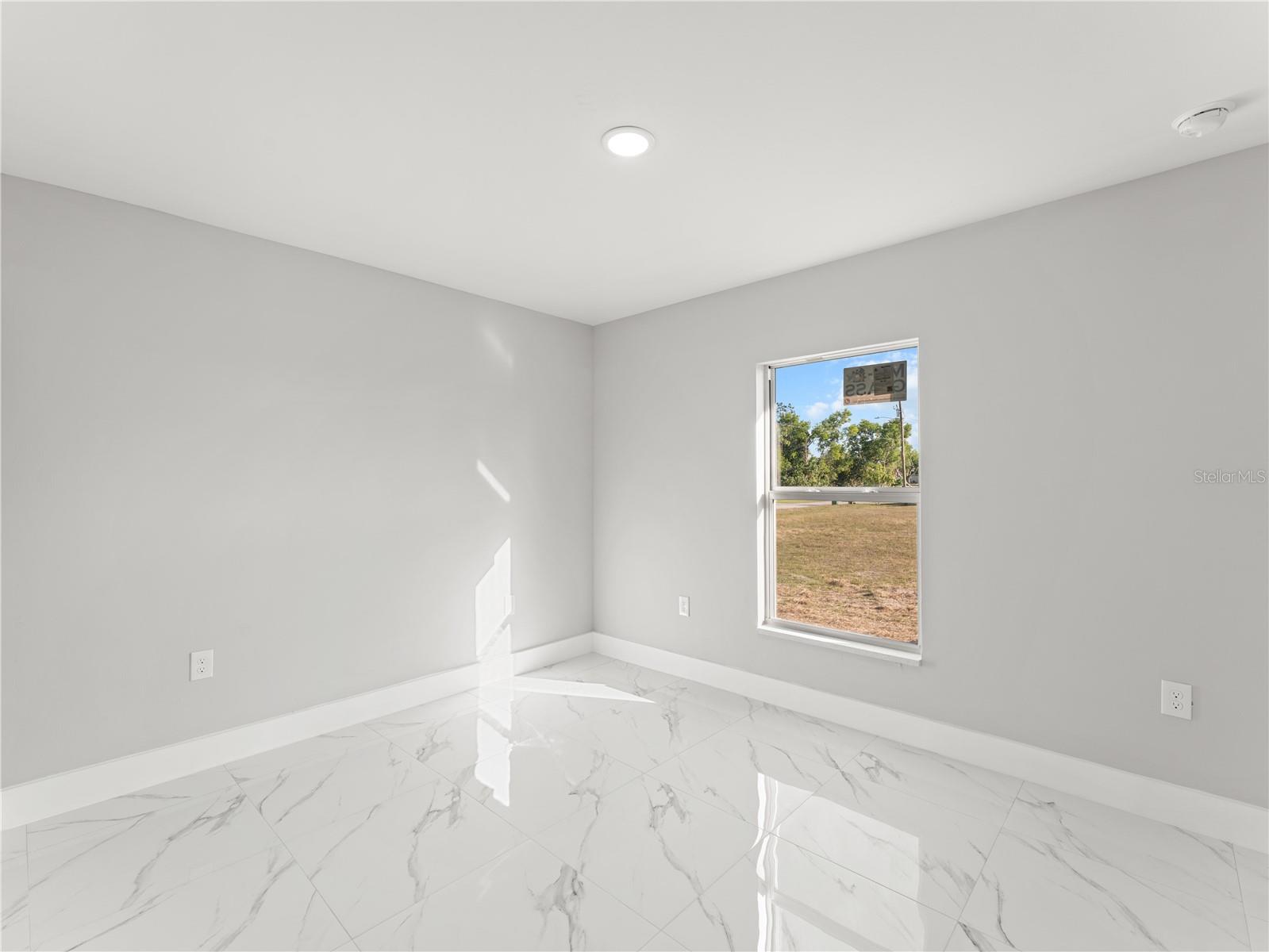 1242 NW 22ND AVE, CAPE CORAL, FL, 33993