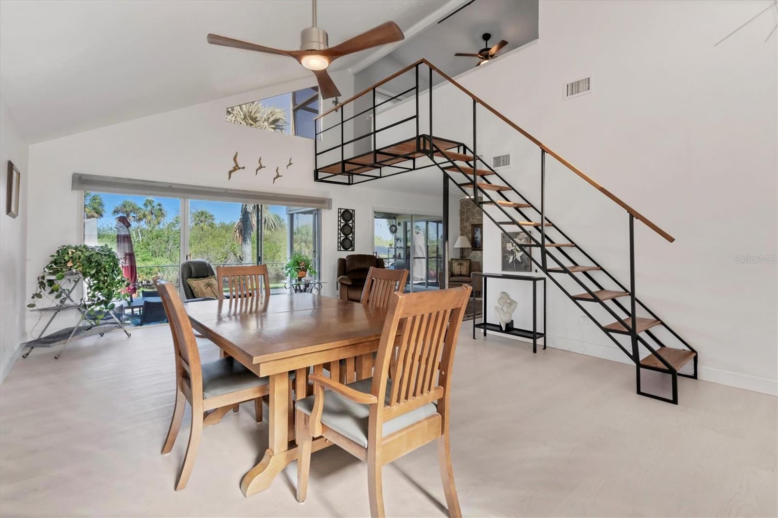 283 HILLTOP CIR, PUNTA GORDA, FL, 33982