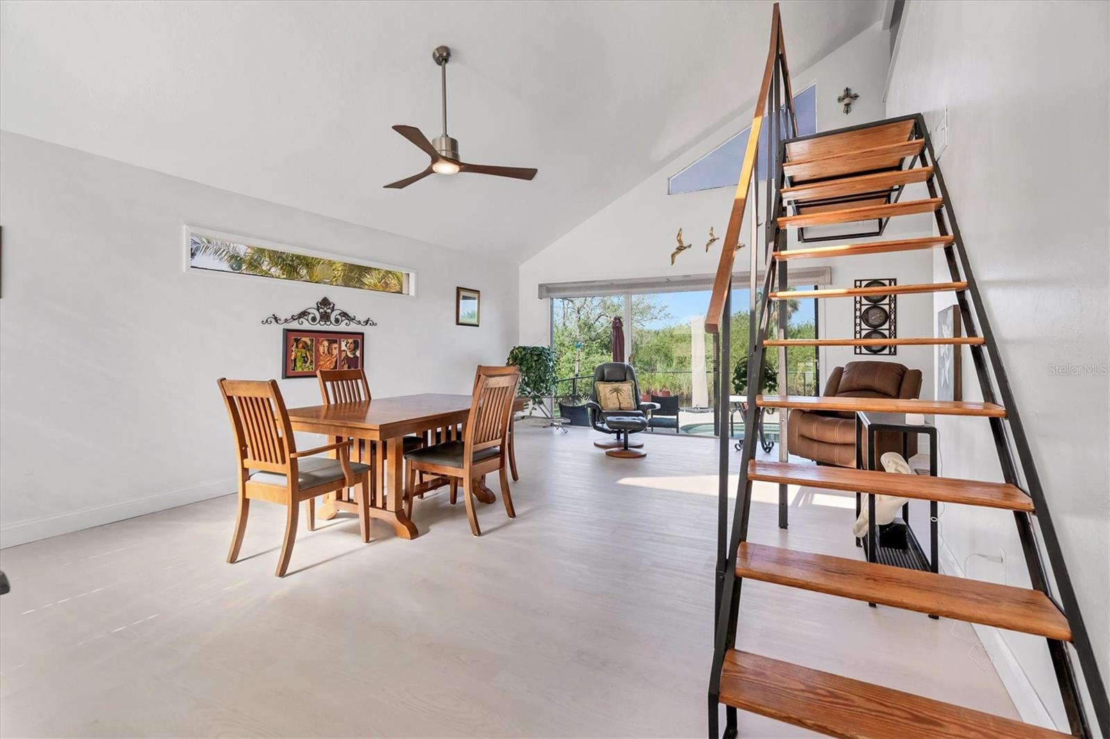 283 HILLTOP CIR, PUNTA GORDA, FL, 33982