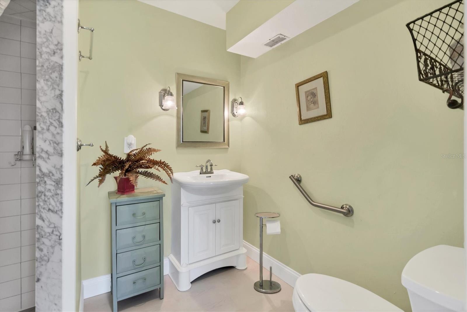 283 HILLTOP CIR, PUNTA GORDA, FL, 33982