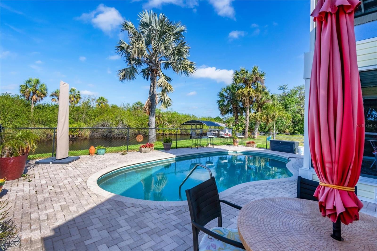 283 HILLTOP CIR, PUNTA GORDA, FL, 33982