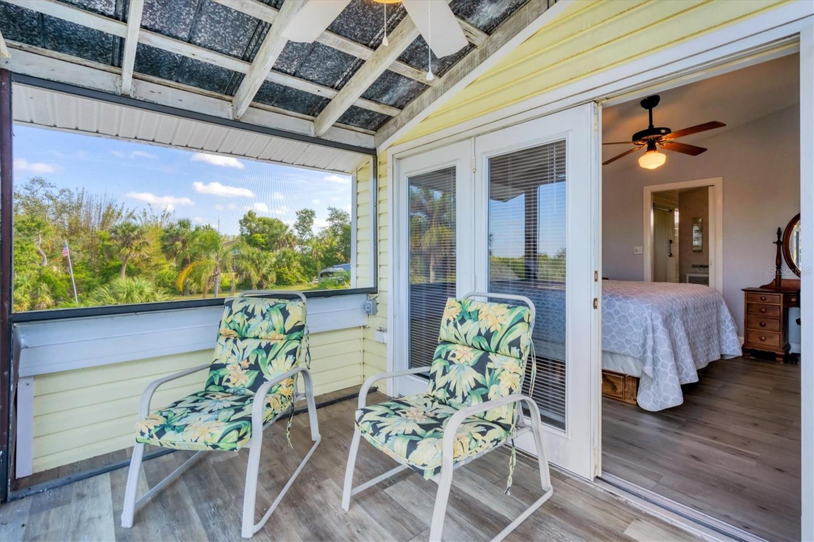 283 HILLTOP CIR, PUNTA GORDA, FL, 33982