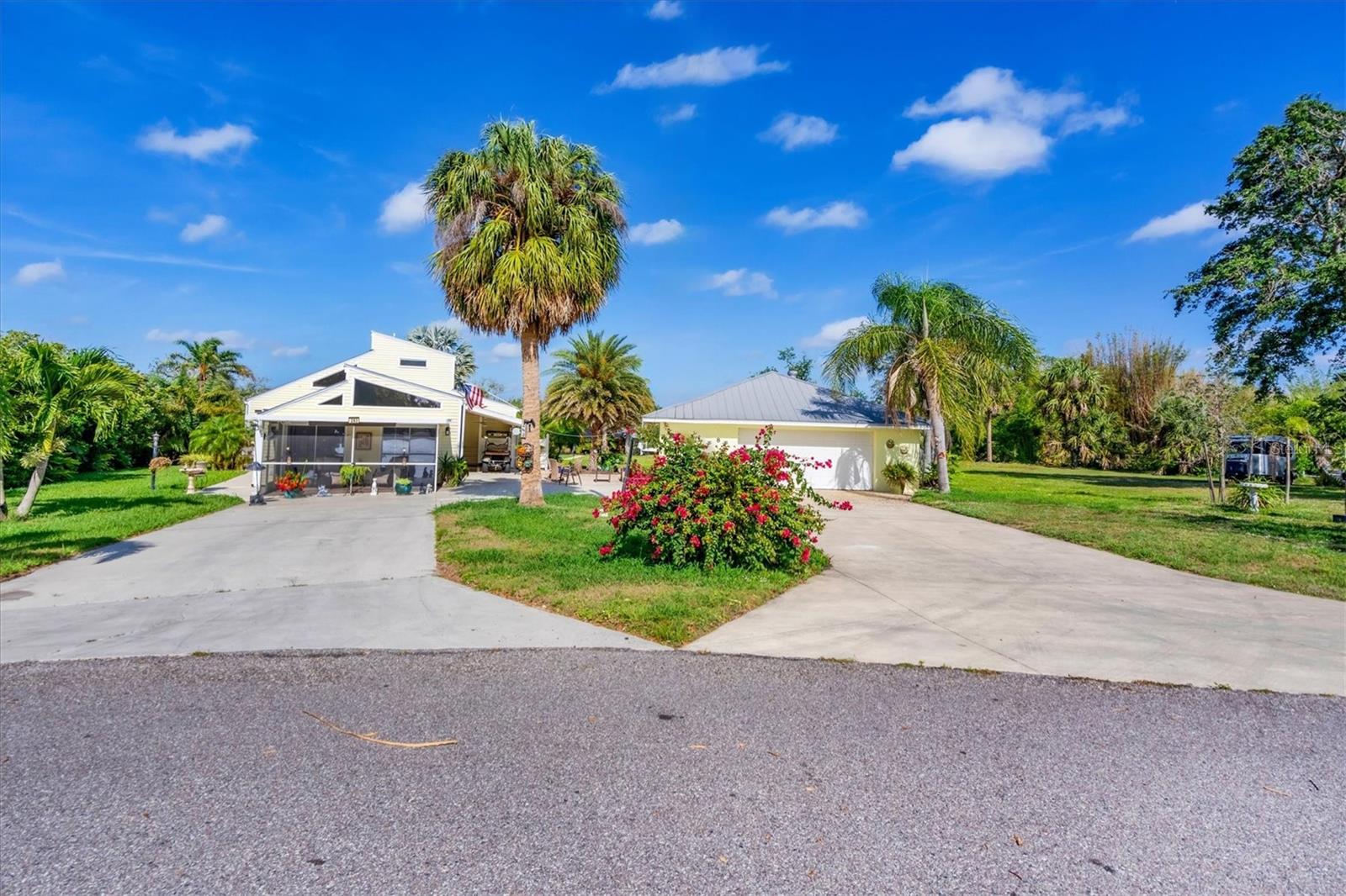 283 HILLTOP CIR, PUNTA GORDA, FL, 33982