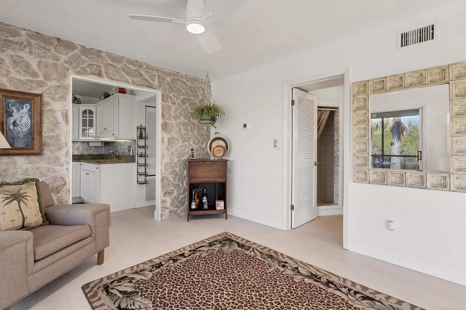 283 HILLTOP CIR, PUNTA GORDA, FL, 33982