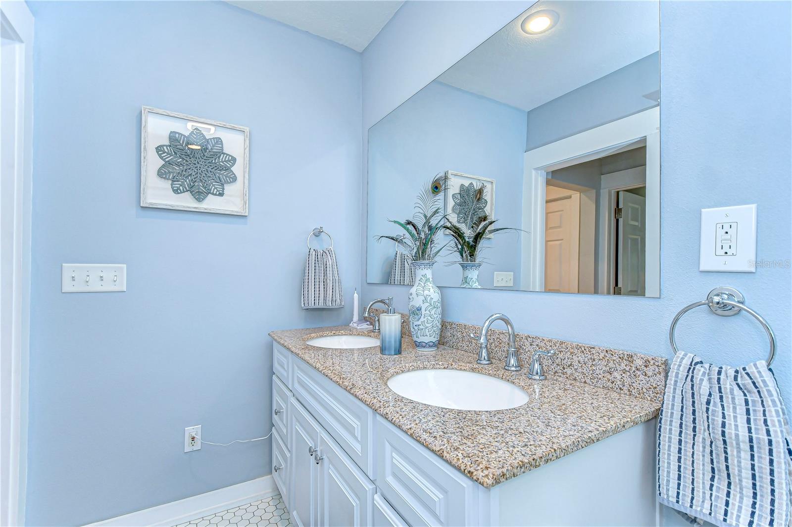 713 W KENTUCKY AVE, TAMPA, FL, 33603