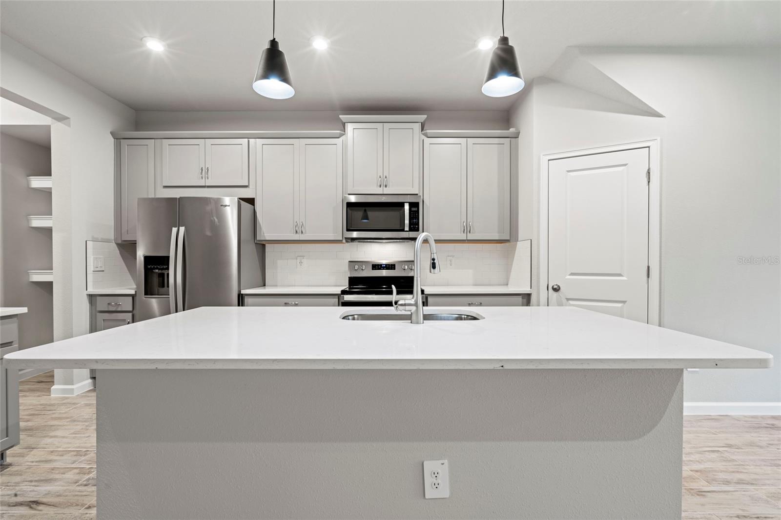 4160 CLOUD HOPPER WAY, LUTZ, FL, 33559