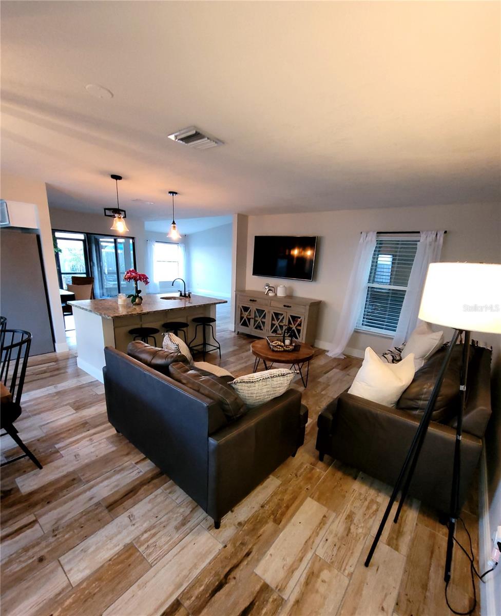 4412 STONEHENGE RD, TAMPA, FL, 33624