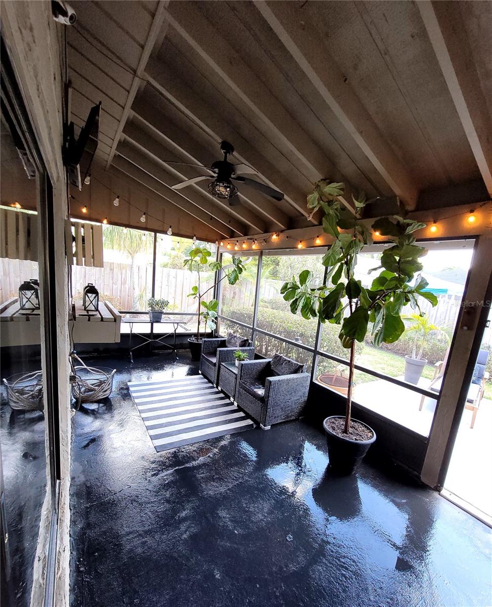 4412 STONEHENGE RD, TAMPA, FL, 33624