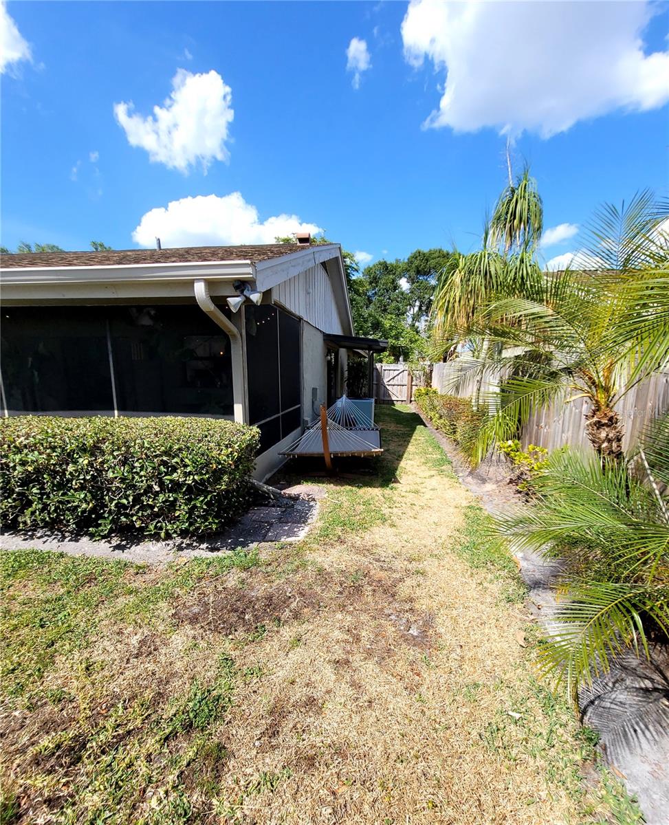 4412 STONEHENGE RD, TAMPA, FL, 33624