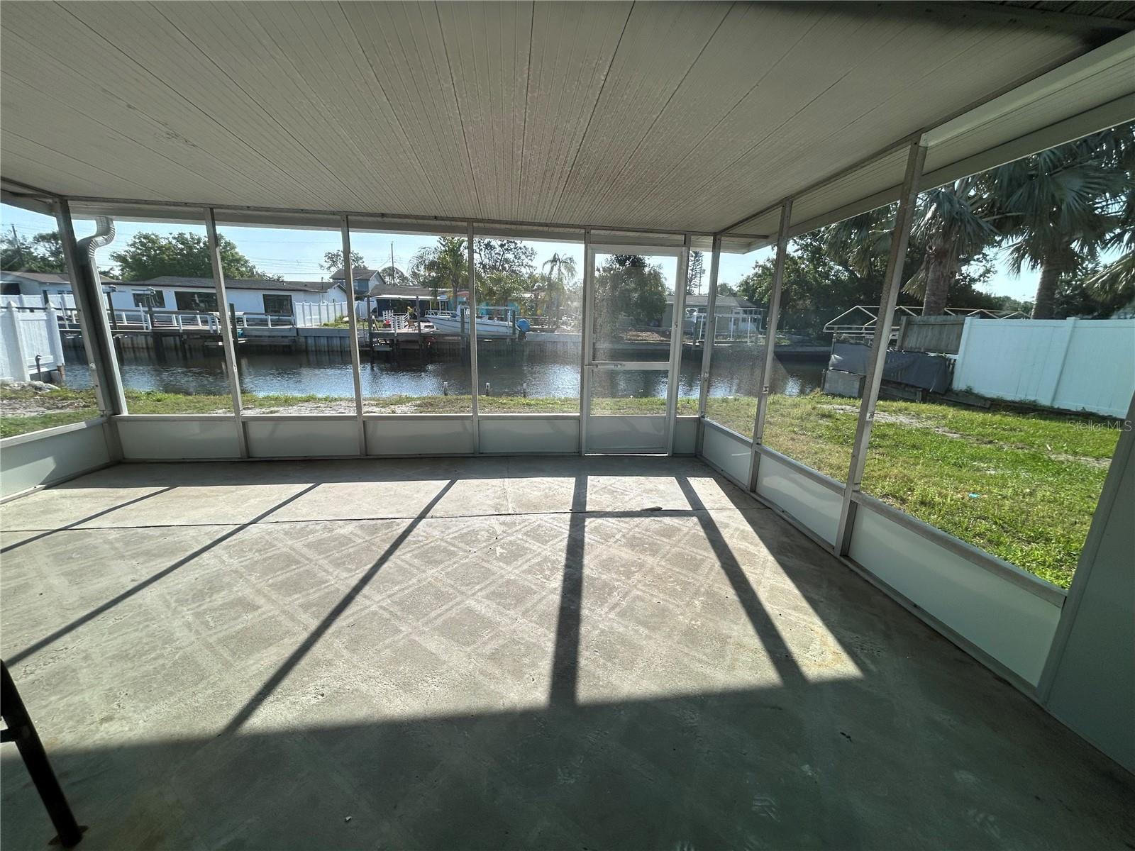 5807 LIVERPOOL DR, TAMPA, FL, 33615