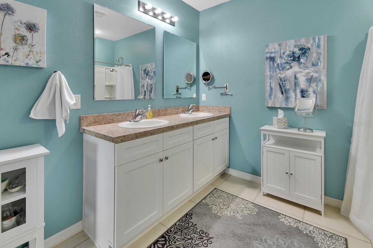 859 OAK HOLLOW LOOP, DELAND, FL, 32724