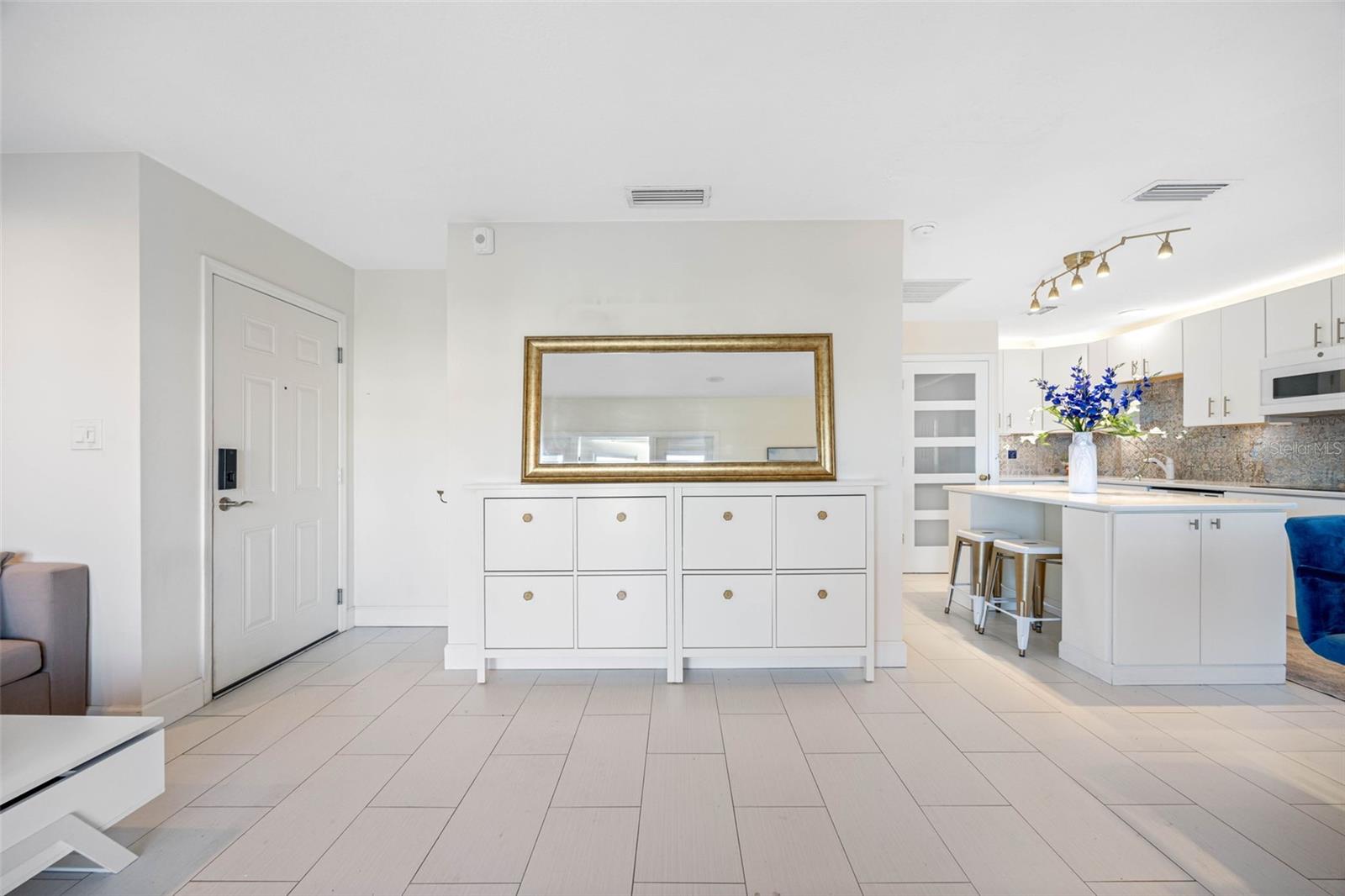 4740 BEACH DR SE #A, ST PETERSBURG, FL, 33705