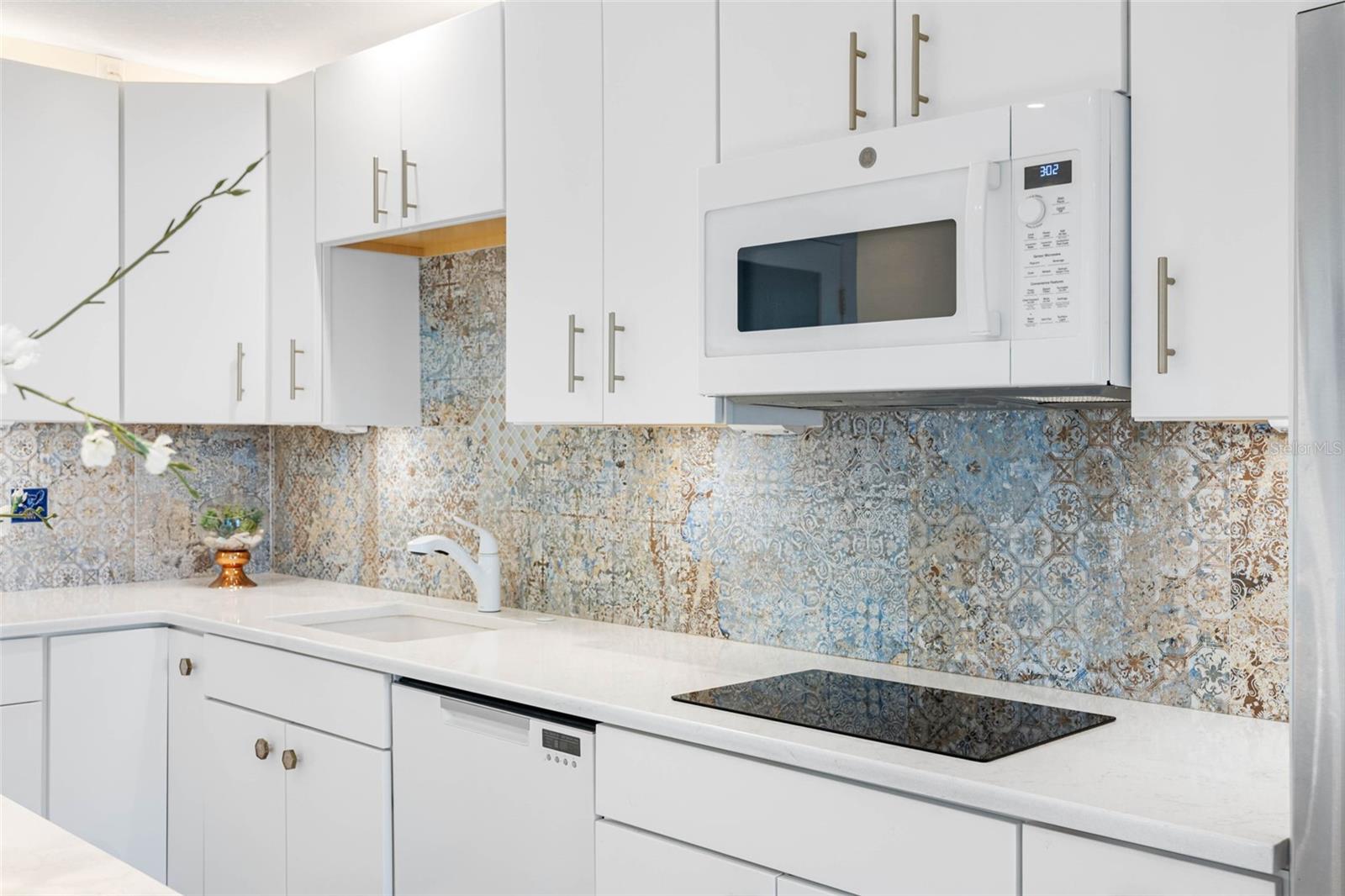 4740 BEACH DR SE #A, ST PETERSBURG, FL, 33705