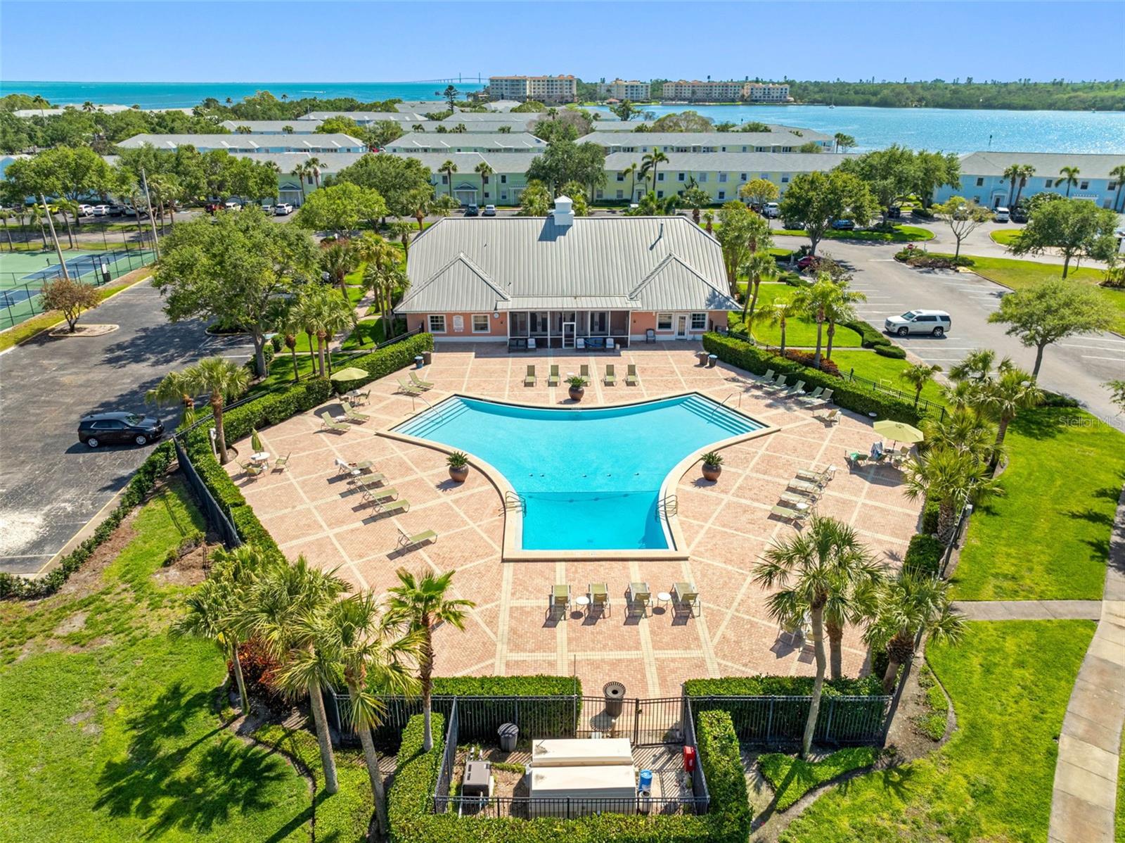 4740 BEACH DR SE #A, ST PETERSBURG, FL, 33705