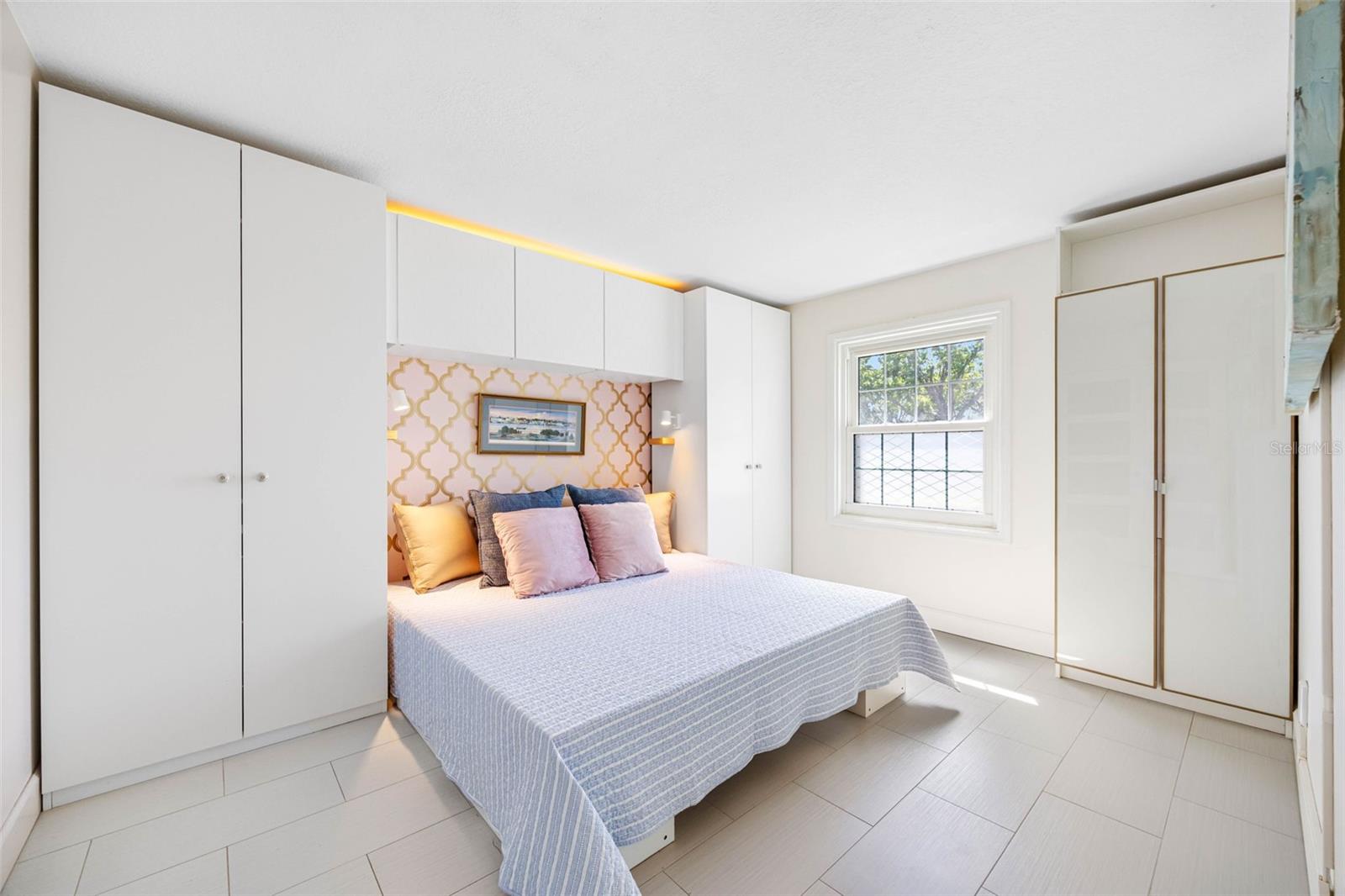 4740 BEACH DR SE #A, ST PETERSBURG, FL, 33705