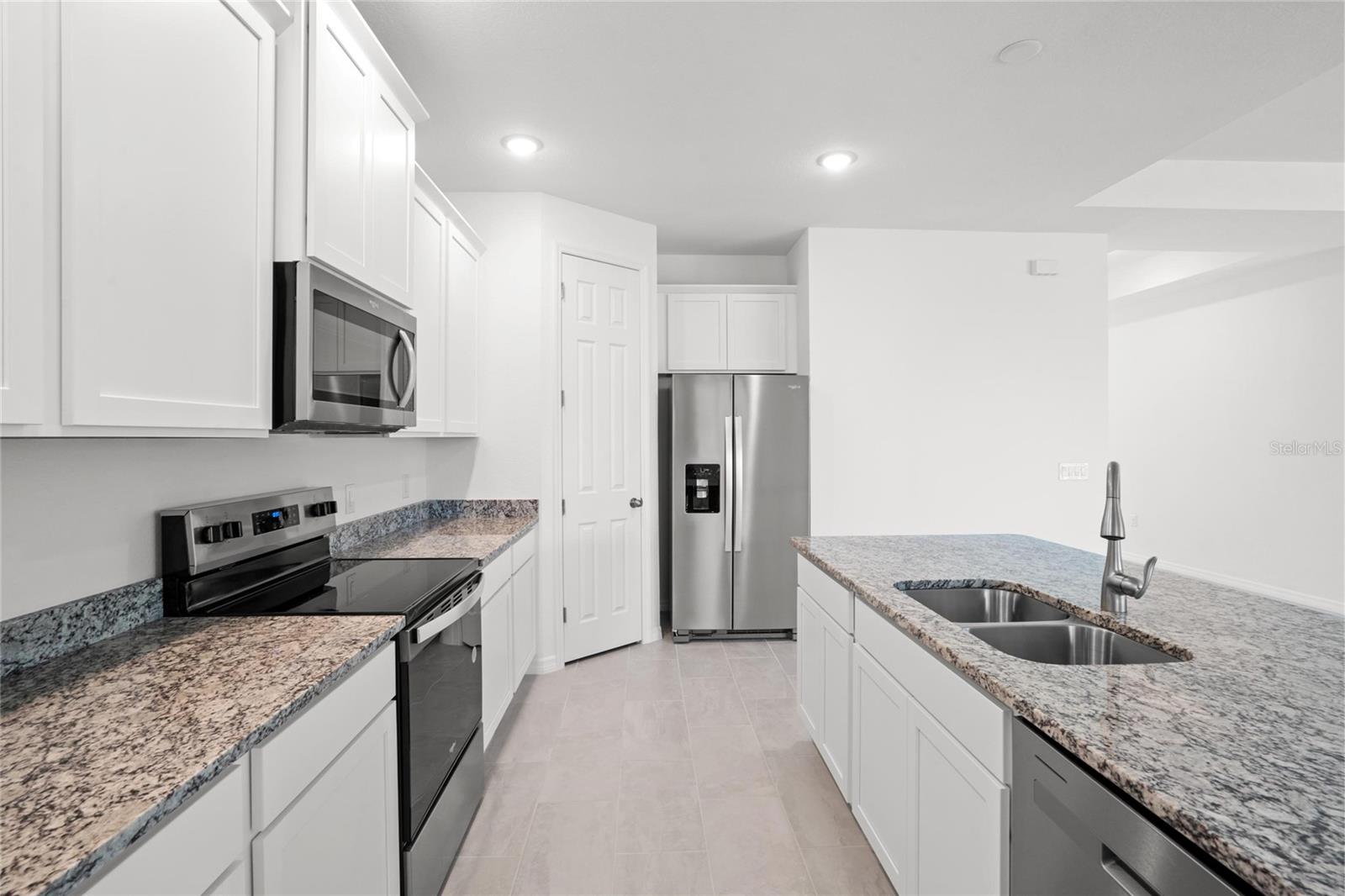 27407 DEEP CREEK BLVD, PUNTA GORDA, FL, 33983