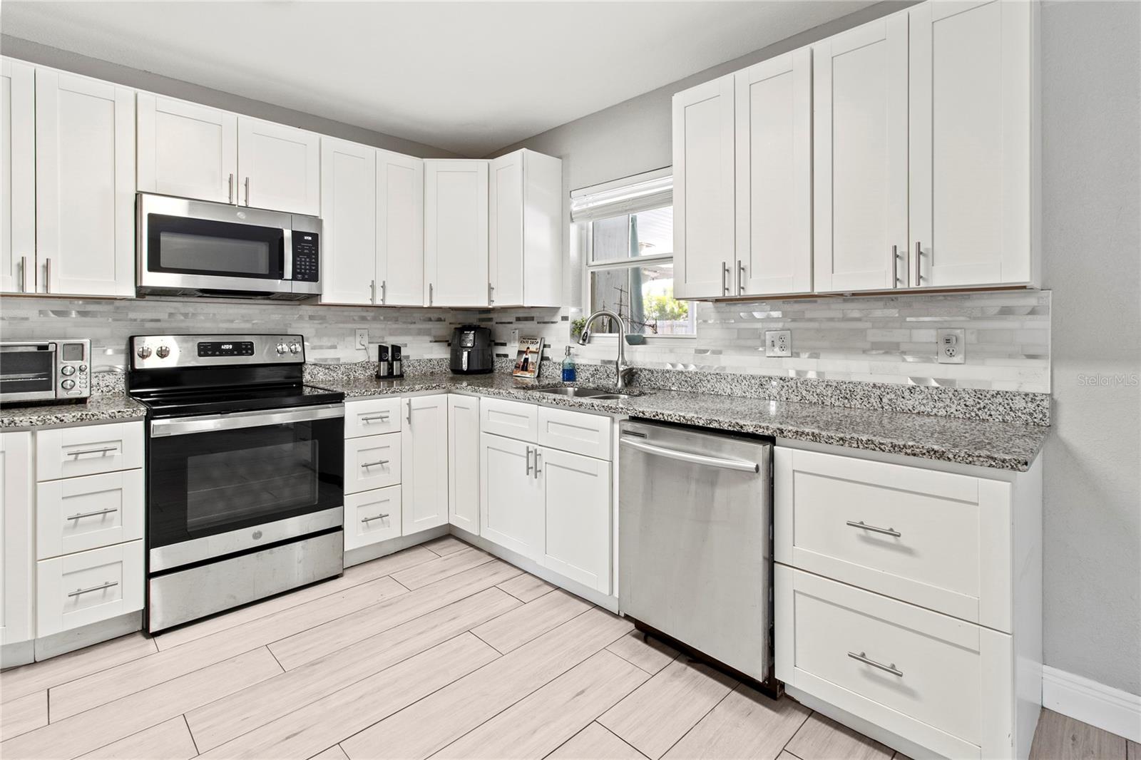 3403 15TH AVE W, BRADENTON, FL, 34205