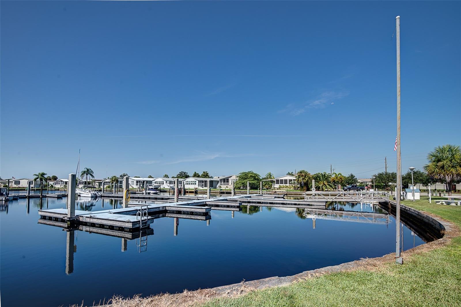 1 BRINK AVE, PUNTA GORDA, FL, 33950