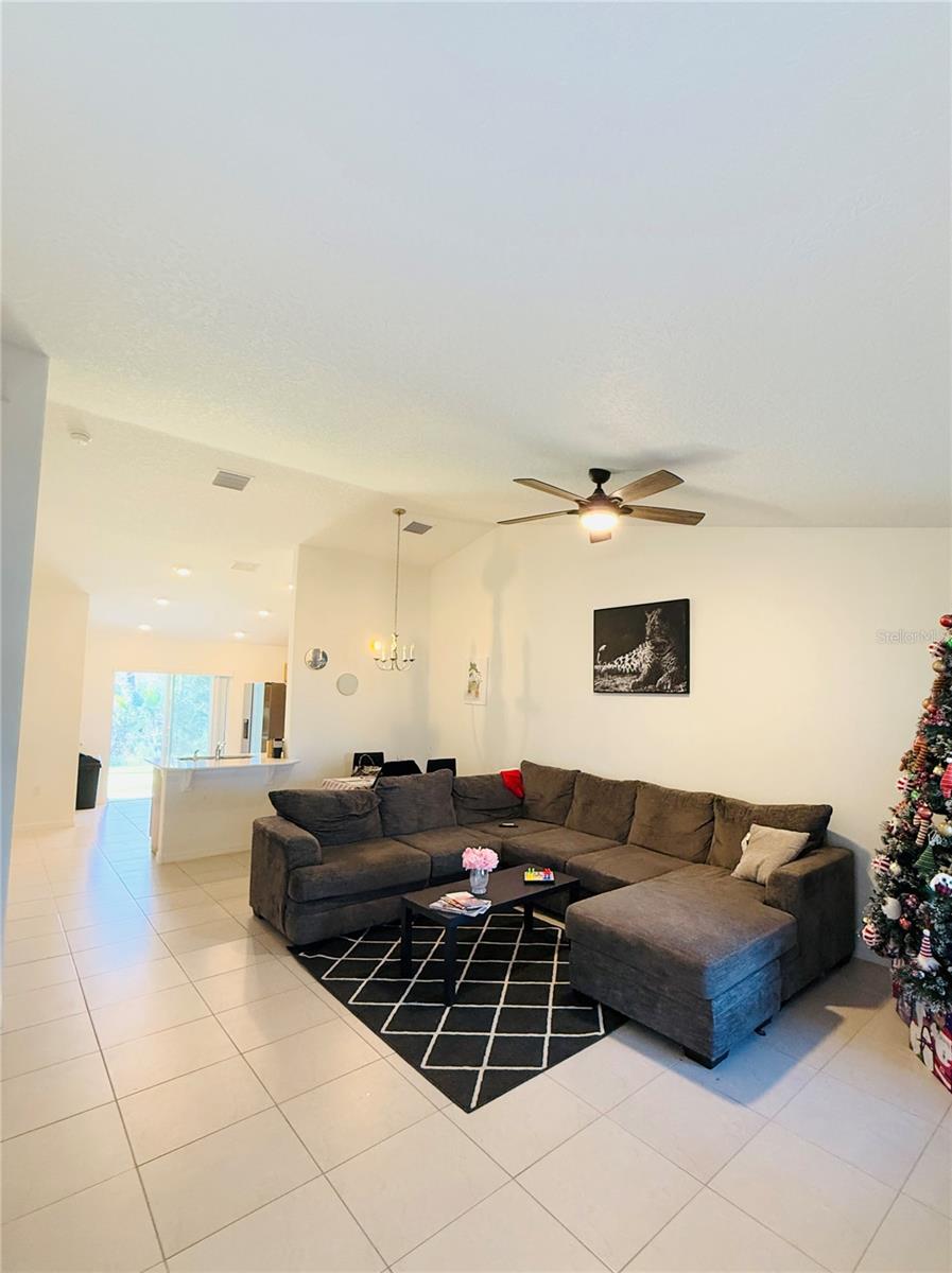2 RYAPPLE LN #A and B, PALM COAST, FL, 32164