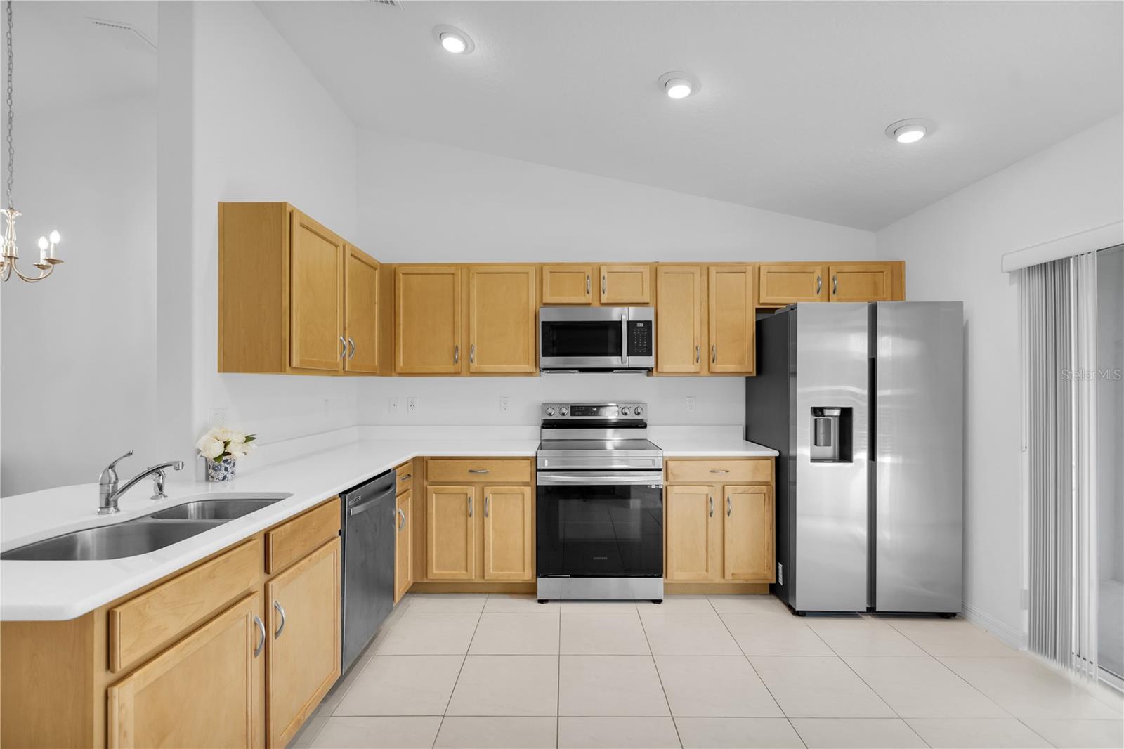 2 RYAPPLE LN #A and B, PALM COAST, FL, 32164