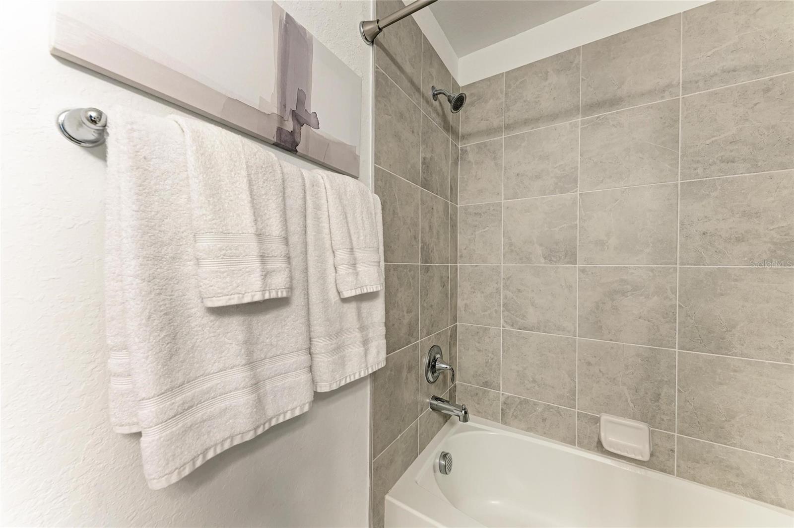 18028 GAWTHROP DR #203, BRADENTON, FL, 34211