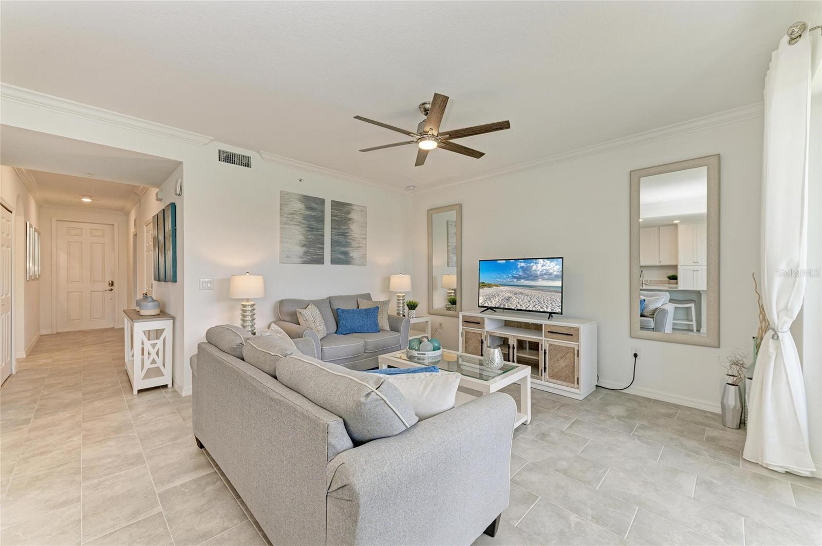 18028 GAWTHROP DR #203, BRADENTON, FL, 34211