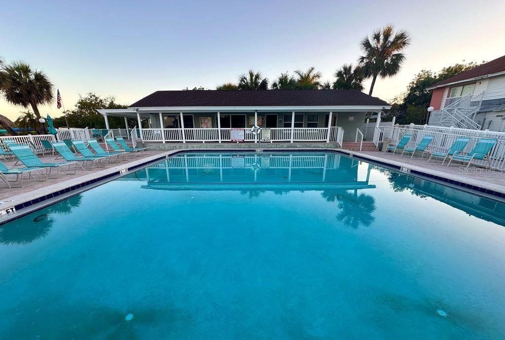 3595 41ST LN S #J, ST PETERSBURG, FL, 33711