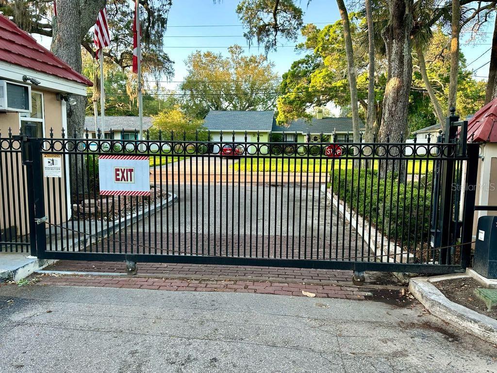 3595 41ST LN S #J, ST PETERSBURG, FL, 33711