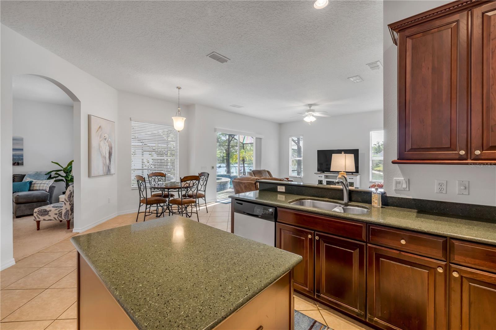 634 WOODFORD DR, DEBARY, FL, 32713