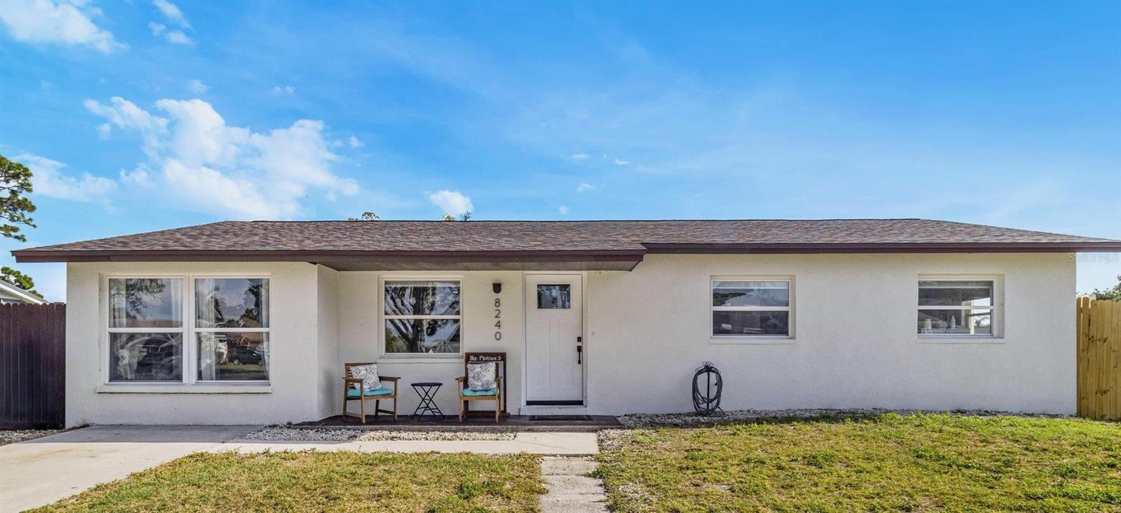 8240 JACARANDA AVE, SEMINOLE, FL, 33777