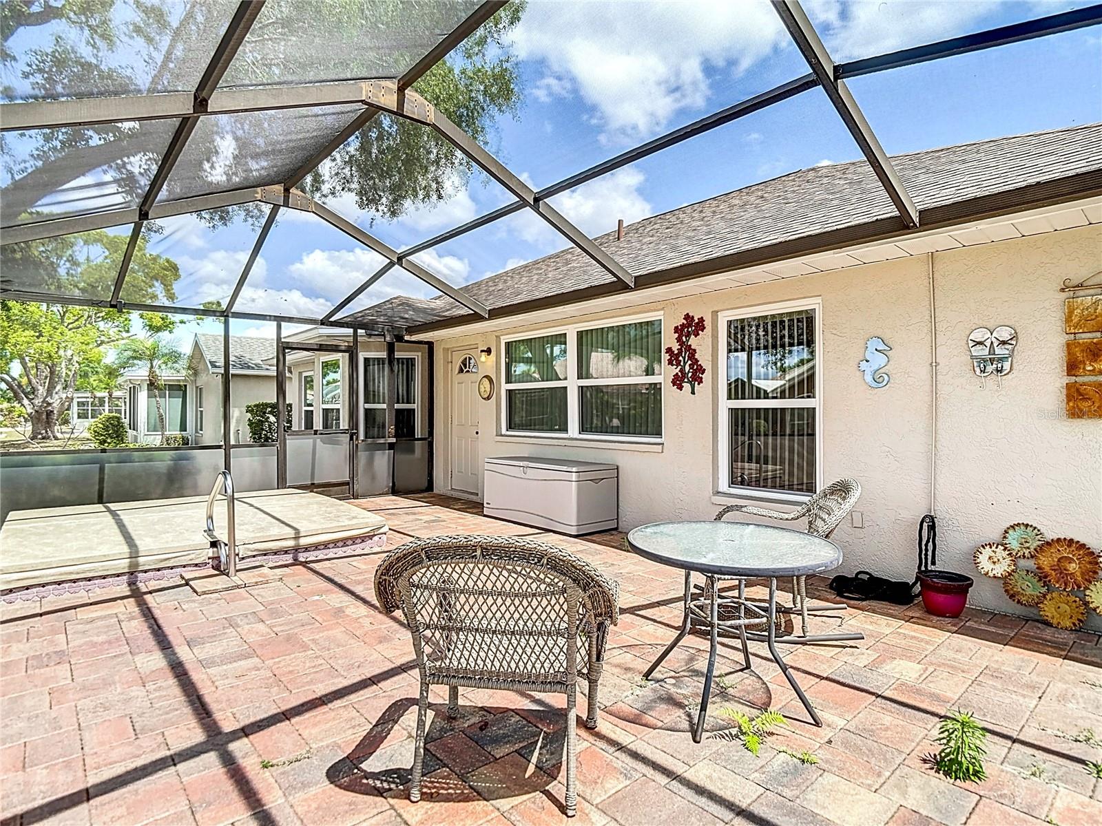 2018 E DEL WEBB BLVD, SUN CITY CENTER, FL, 33573