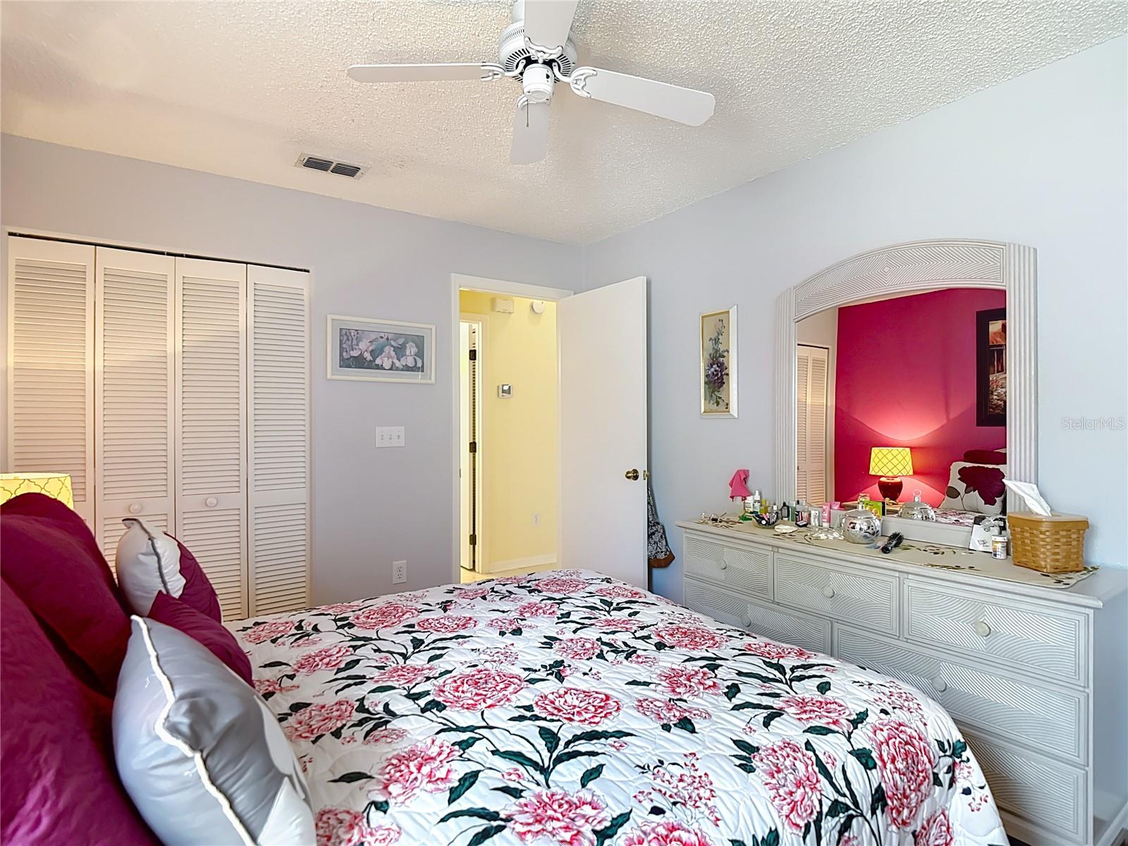 2018 E DEL WEBB BLVD, SUN CITY CENTER, FL, 33573
