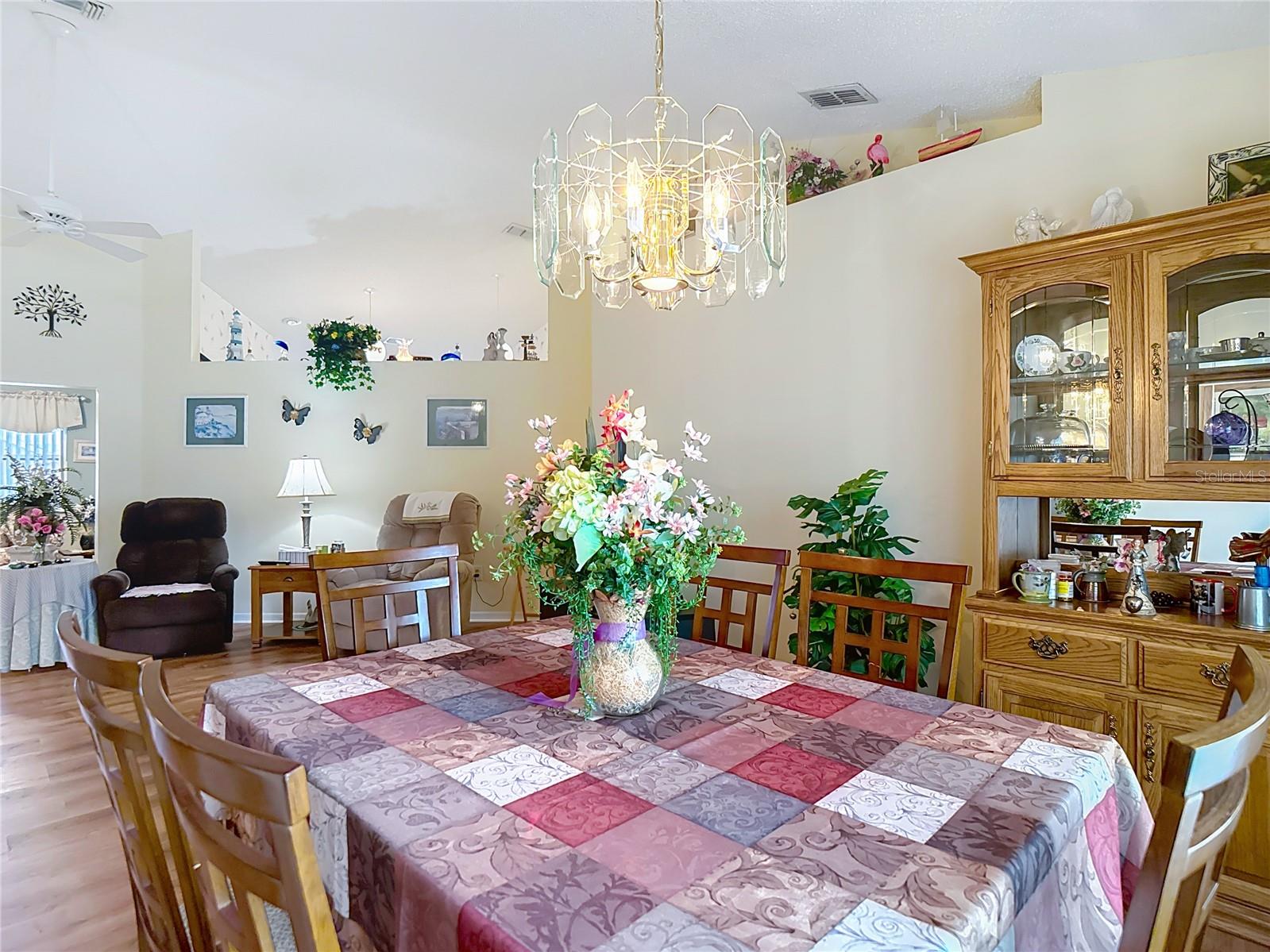 2018 E DEL WEBB BLVD, SUN CITY CENTER, FL, 33573