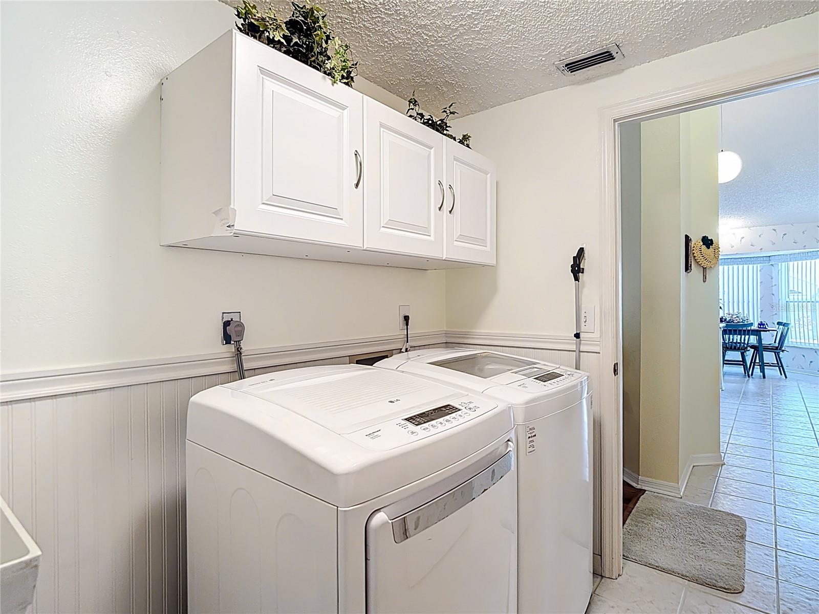2018 E DEL WEBB BLVD, SUN CITY CENTER, FL, 33573