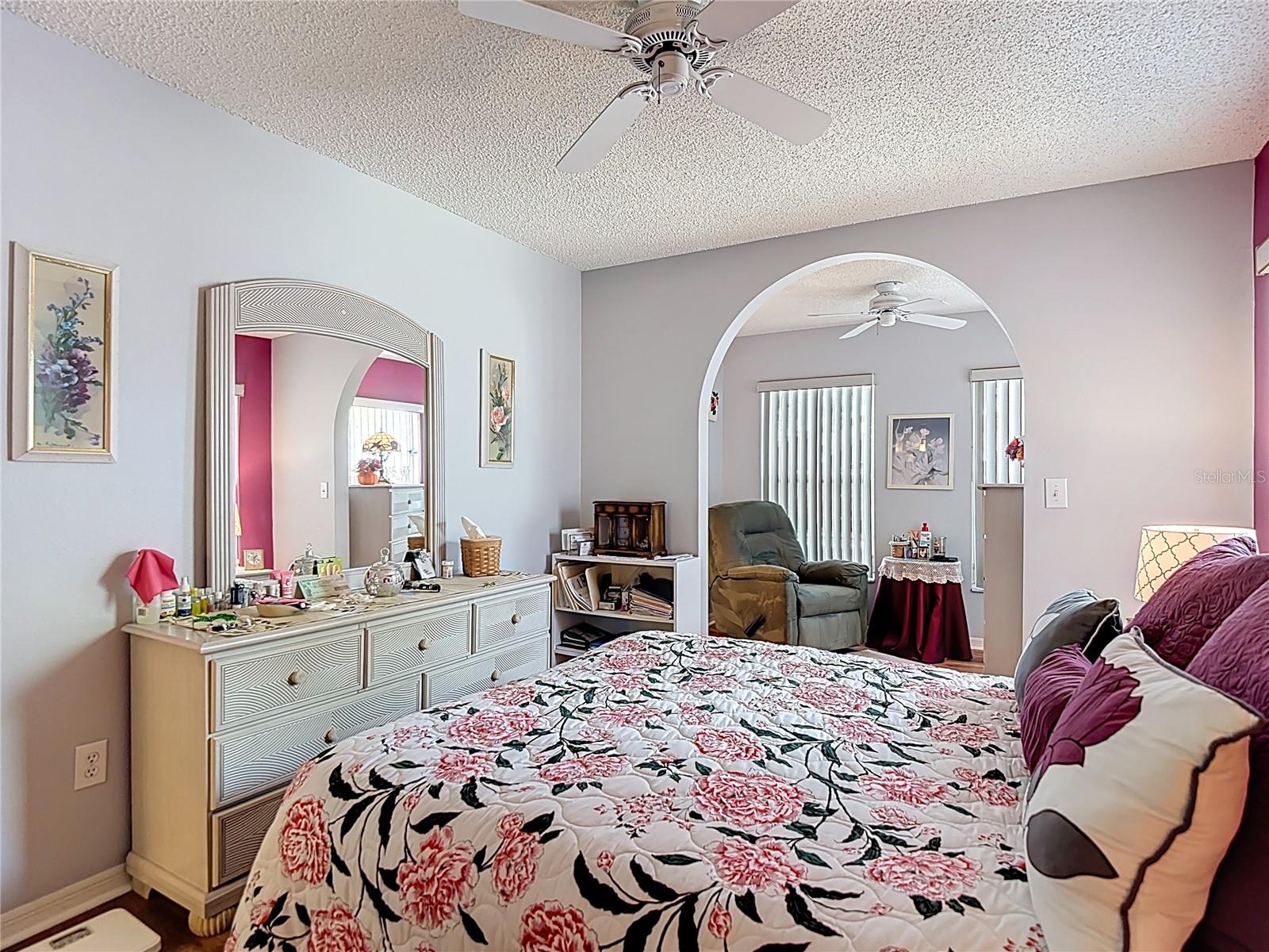 2018 E DEL WEBB BLVD, SUN CITY CENTER, FL, 33573