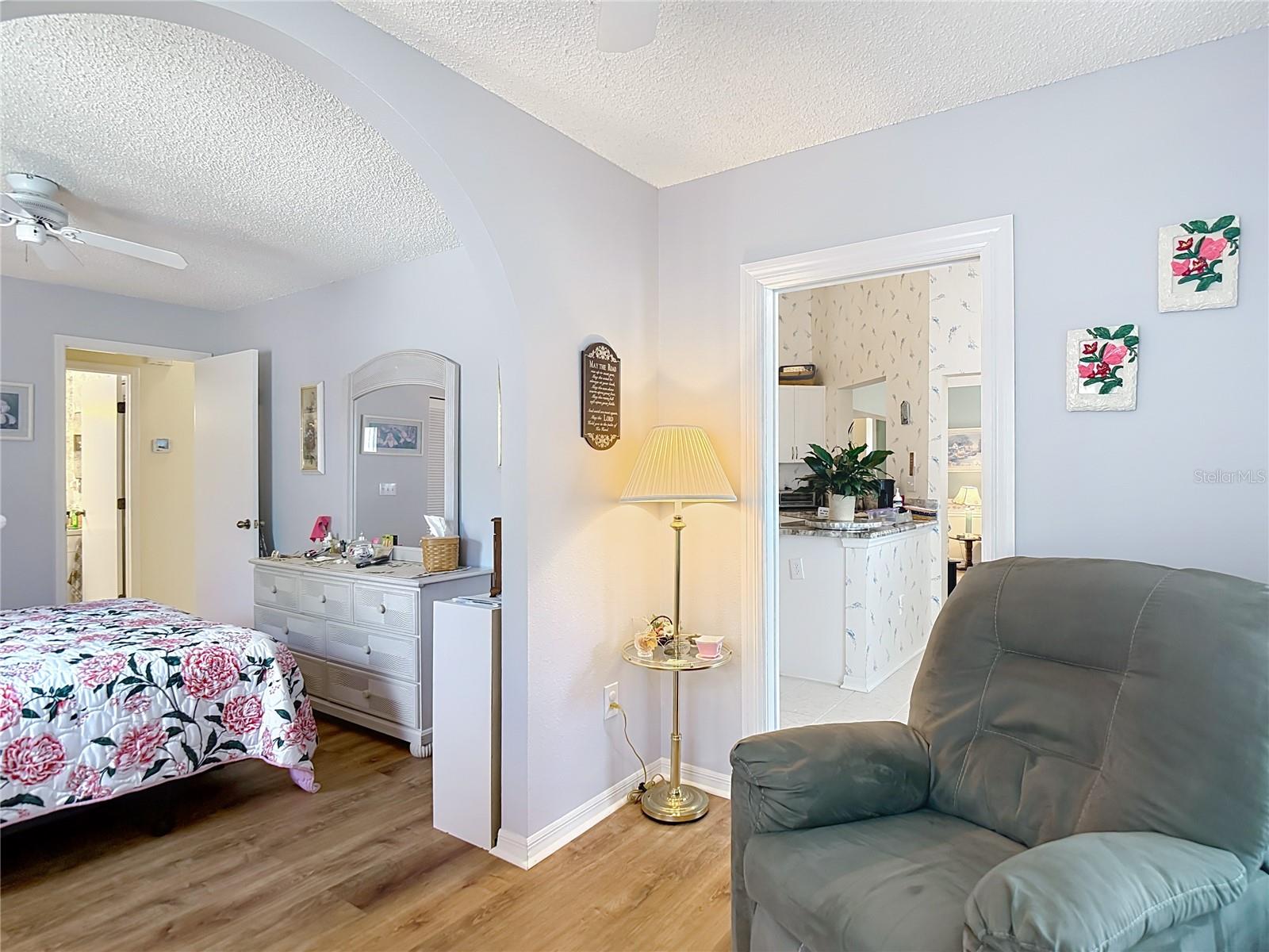 2018 E DEL WEBB BLVD, SUN CITY CENTER, FL, 33573