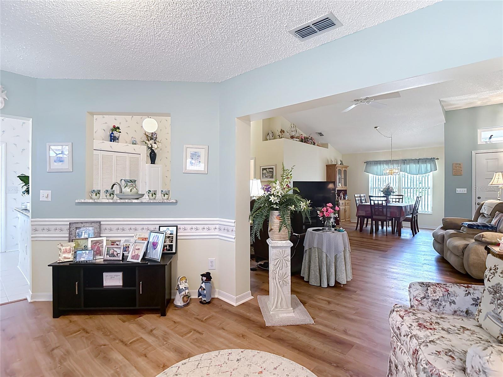 2018 E DEL WEBB BLVD, SUN CITY CENTER, FL, 33573