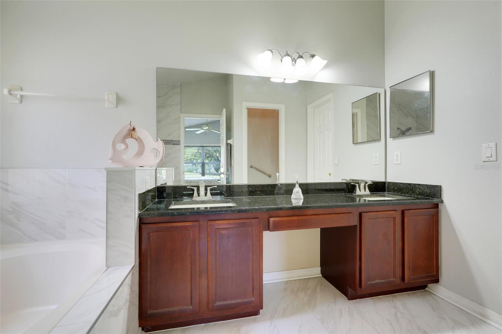 1159 GREENLEY AVE, GROVELAND, FL, 34736